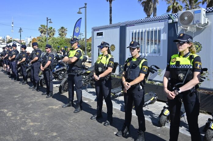 policia playa