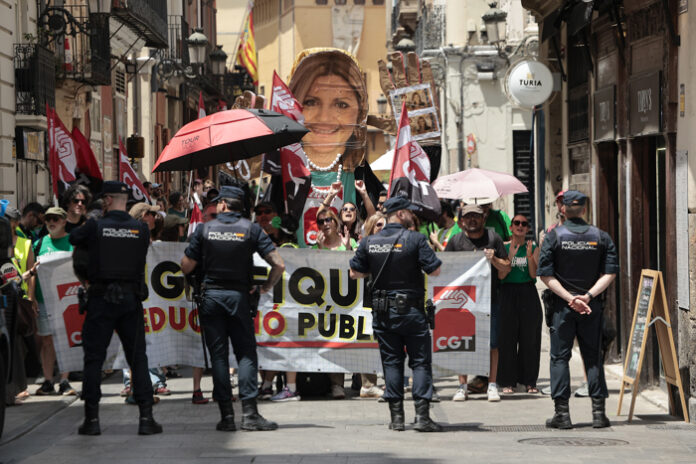 manifestación educación